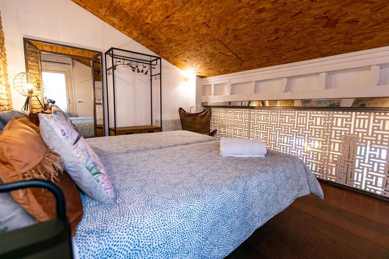 סביליה Apartamento 3 Dormitorios En Calle San Vicente. מראה חיצוני תמונה
