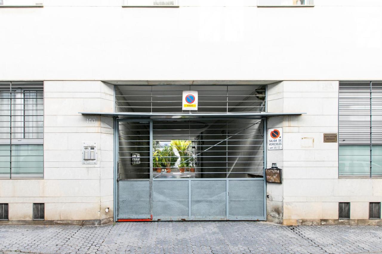 סביליה Apartamento 3 Dormitorios En Calle San Vicente. מראה חיצוני תמונה